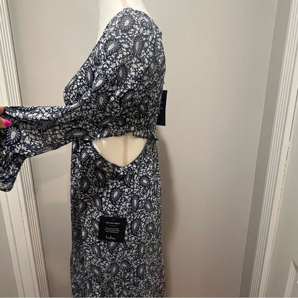 NWT Lulus Navy Blue Paisley Tiered Cutout Midi Dress women's size small - Picture 8 of 15